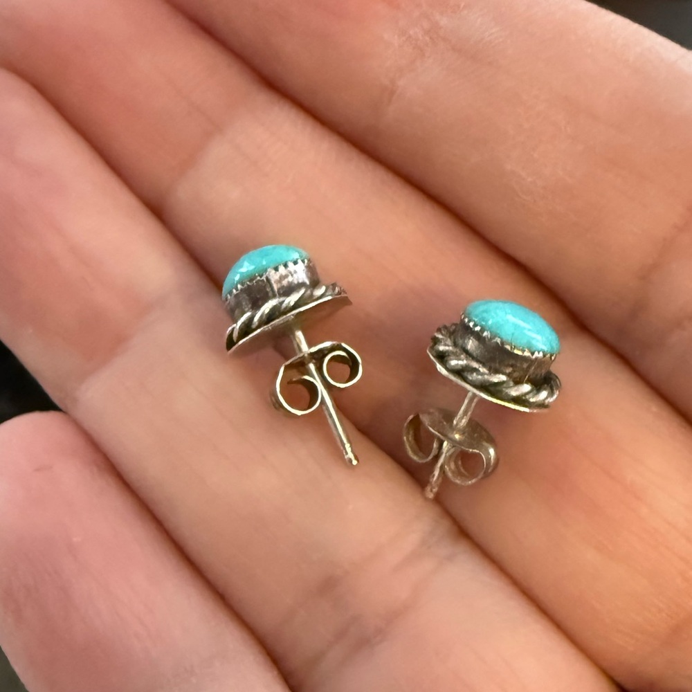 Natural Arizona Turquoise Solid Sterling Silver Stud Earrings - Picture 4 of 9